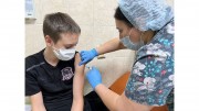 На Кубани привили от коронавируса более двух тысяч подростков