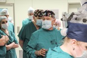 Краевую больницу посетил главный нейрохирург страны Владимир Крылов